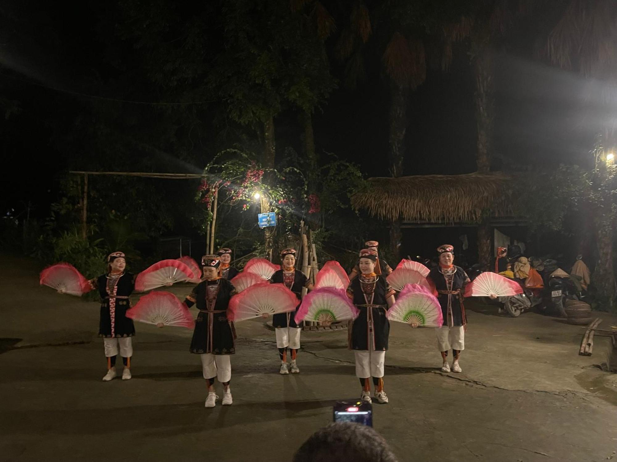 Vu Linh Palm House Homestay - Bungalow Yen Bai 外观 照片